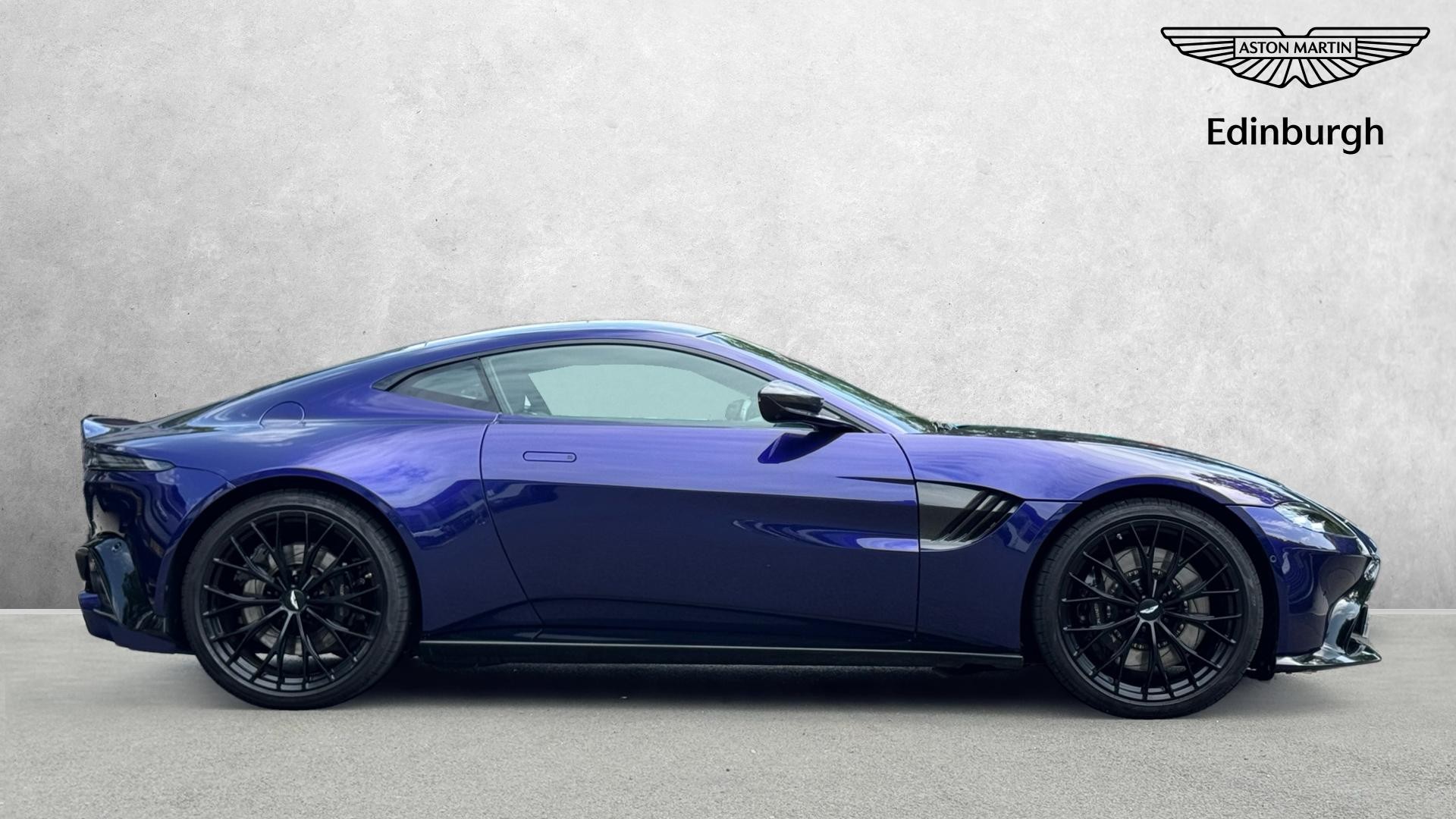 Aston Martin Vantage