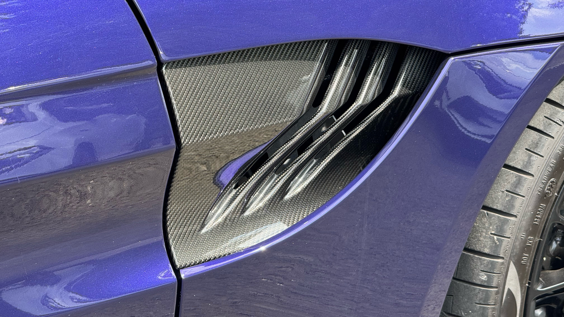 Aston Martin Vantage