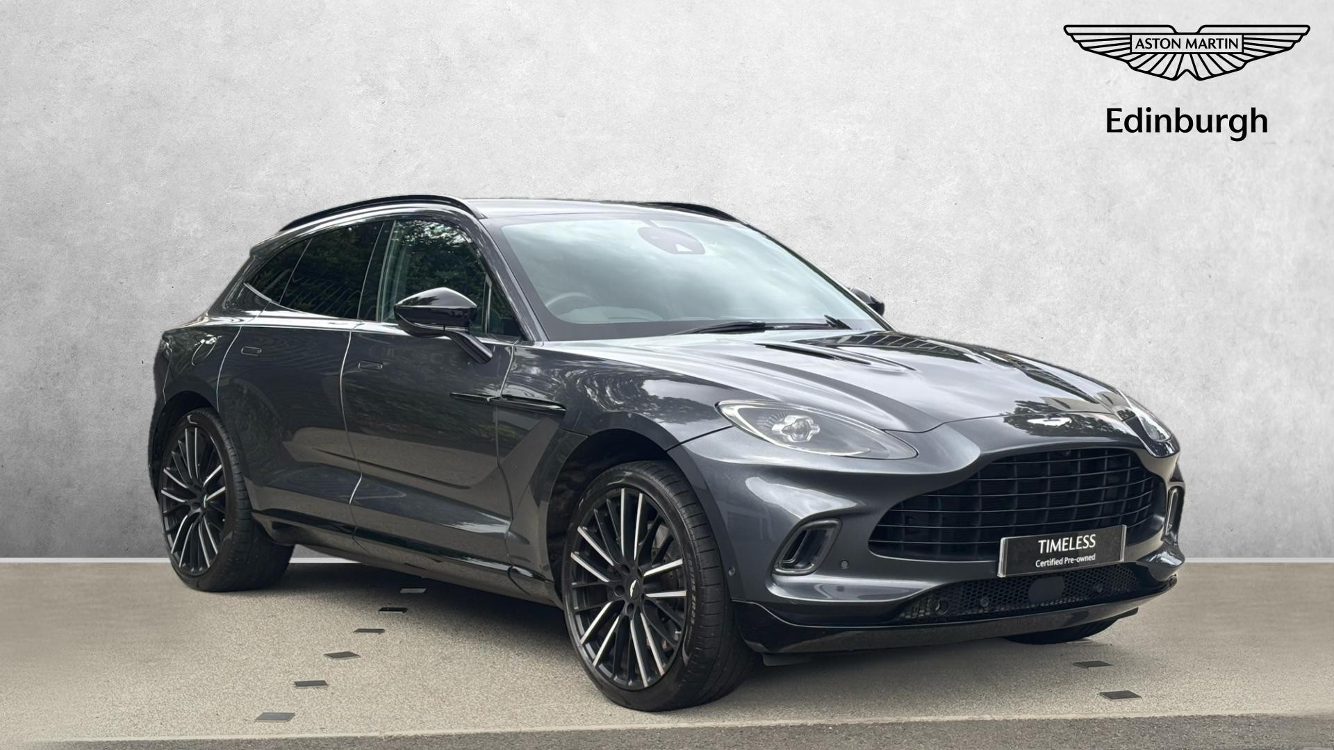 Aston Martin DBX