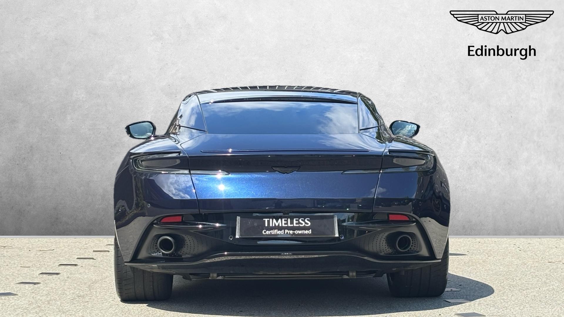 Aston Martin DB11