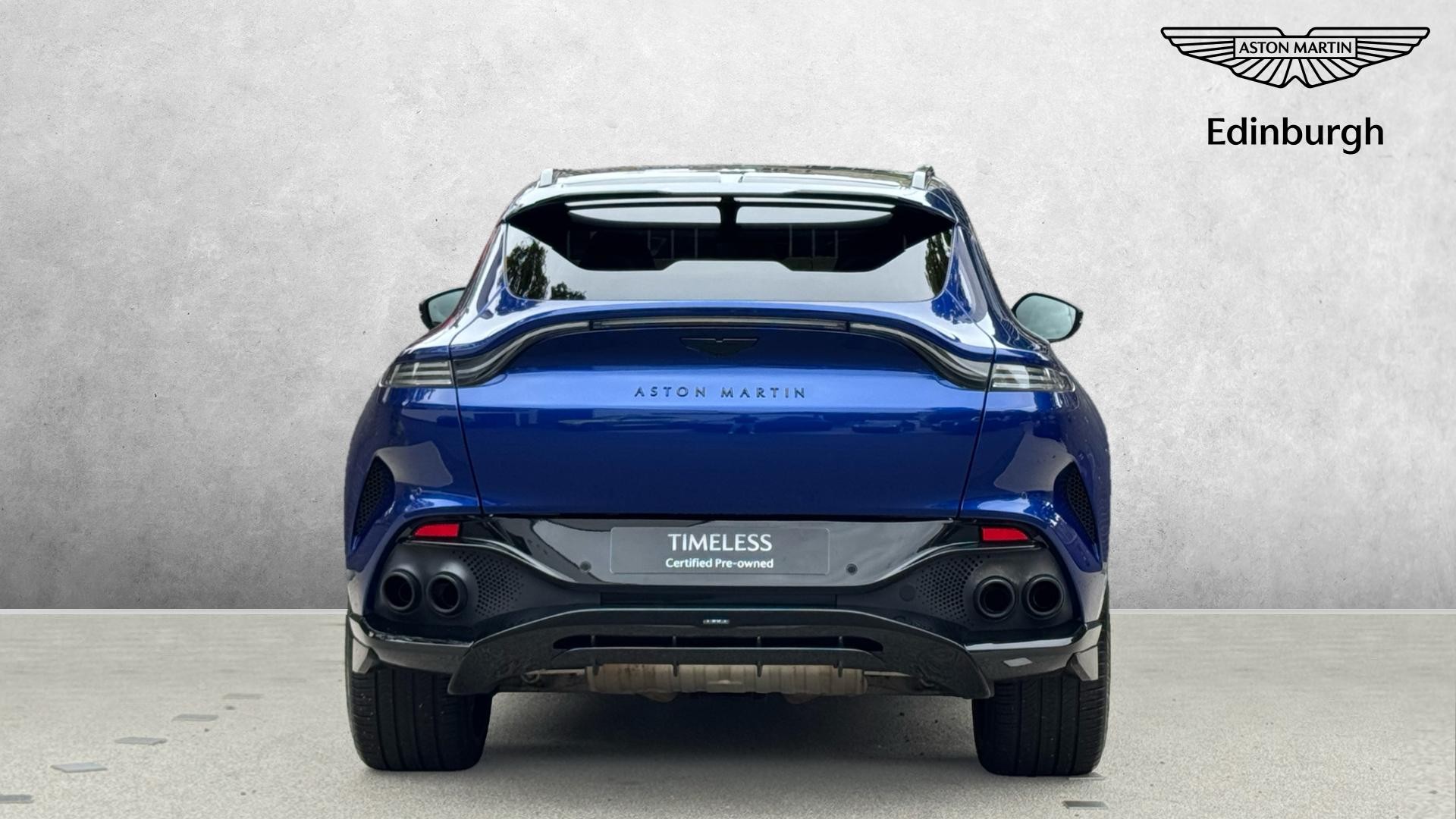 Aston Martin DBX