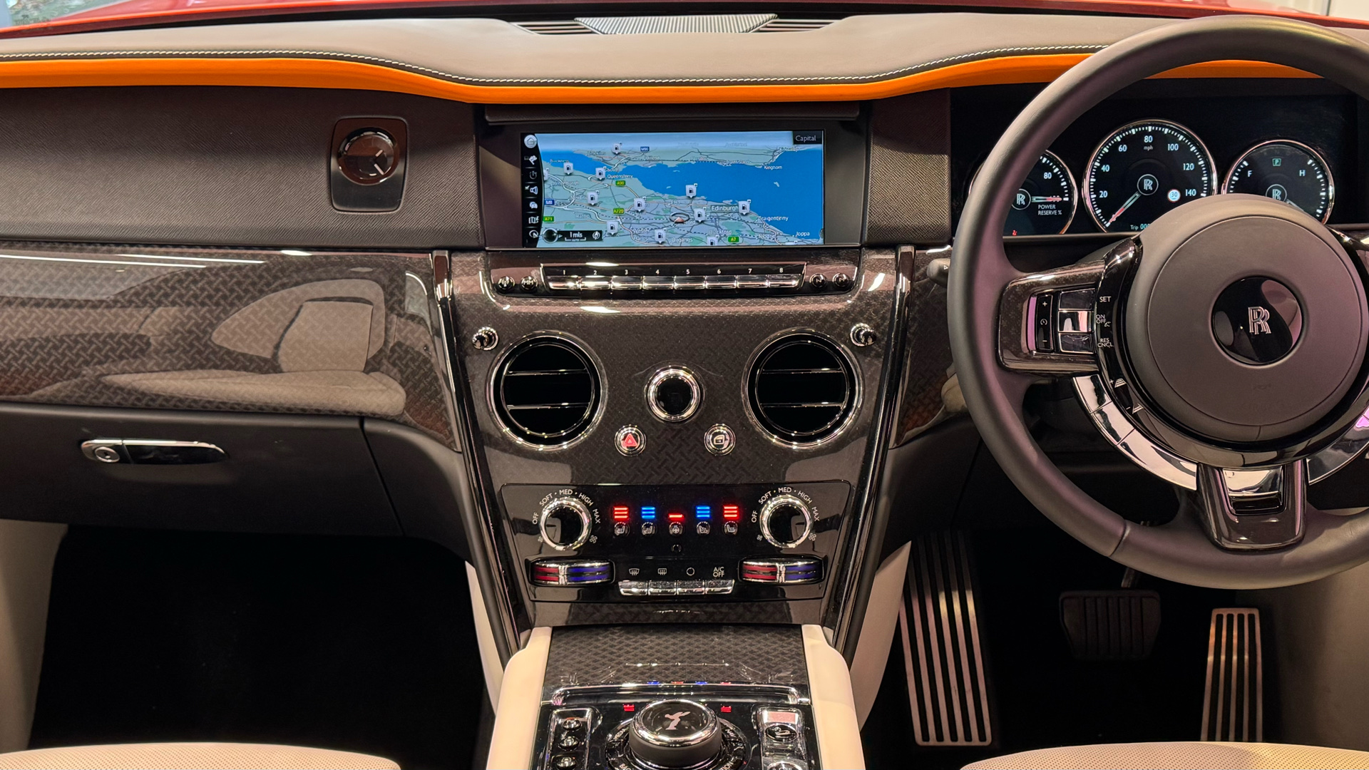 Rolls Royce Cullinan