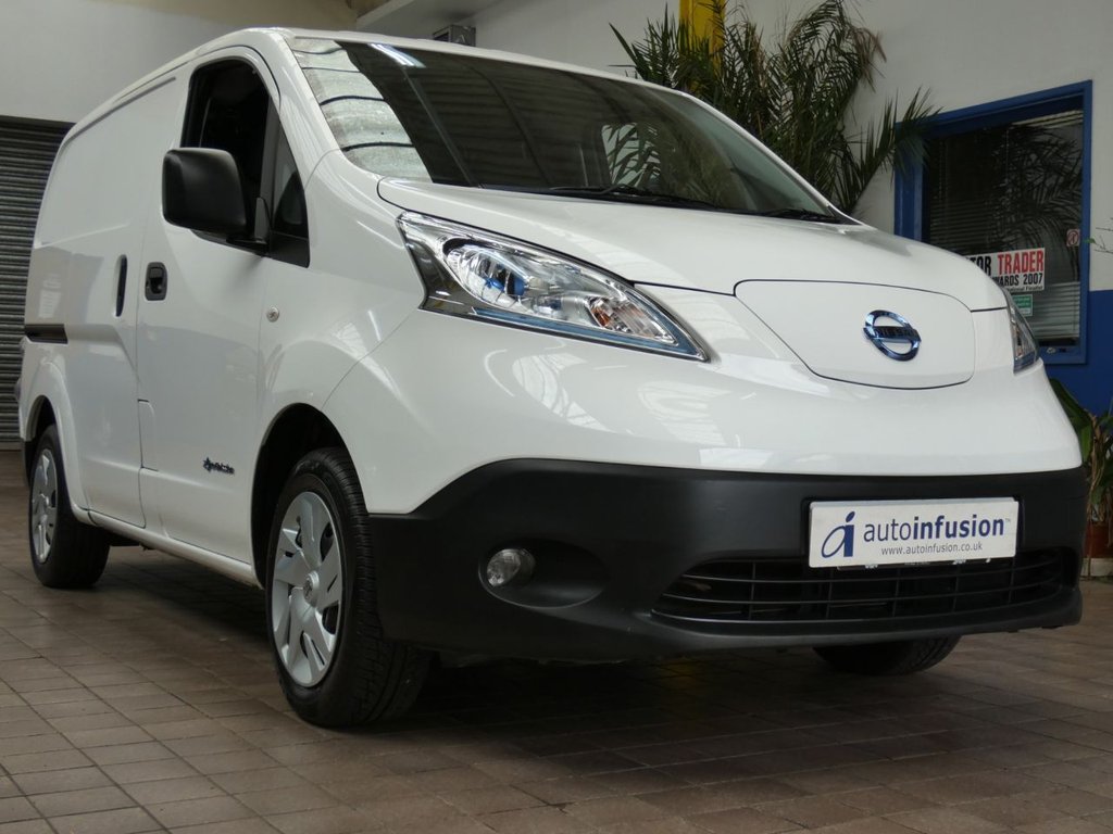 Nissan eNV200