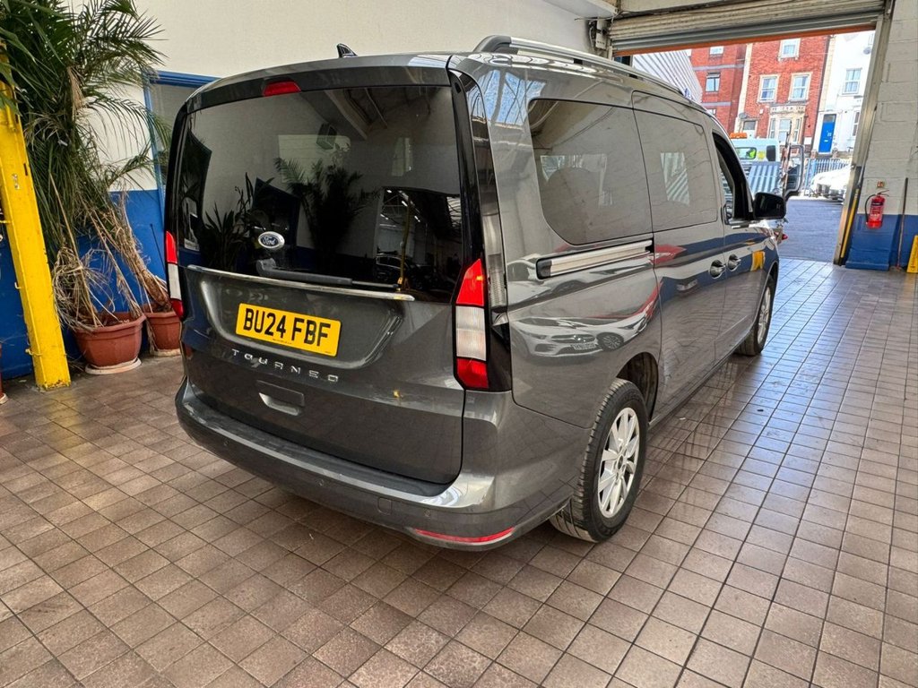 Ford Tourneo