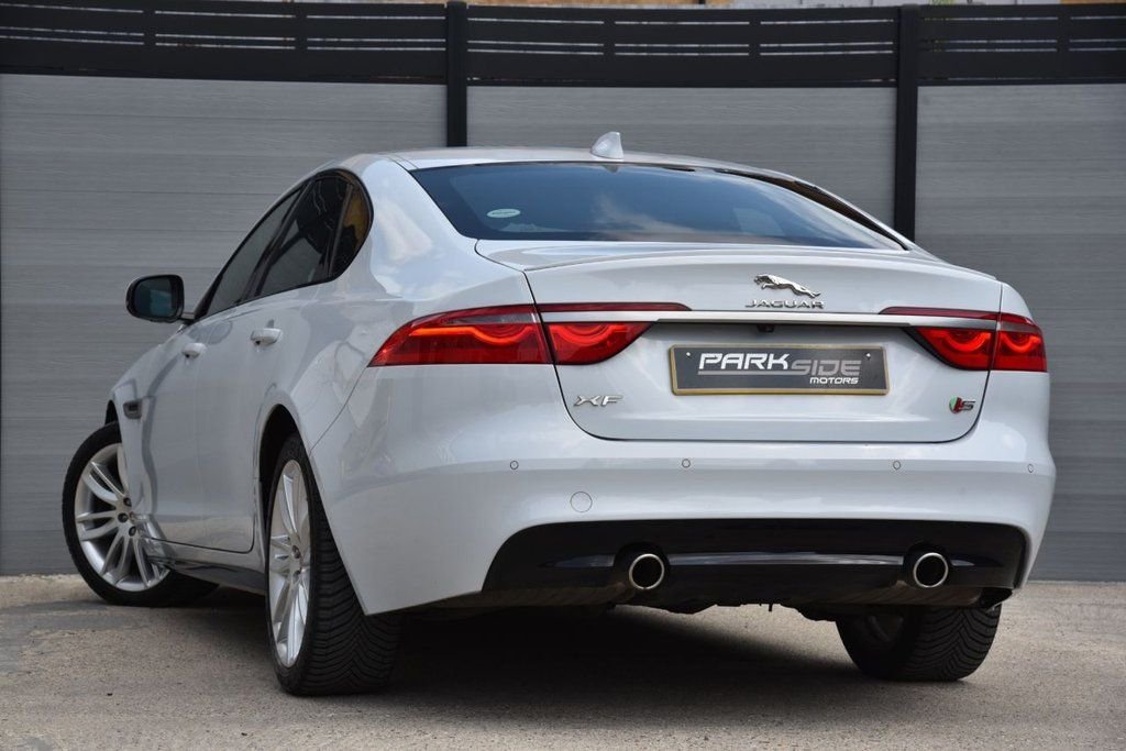 Jaguar XF