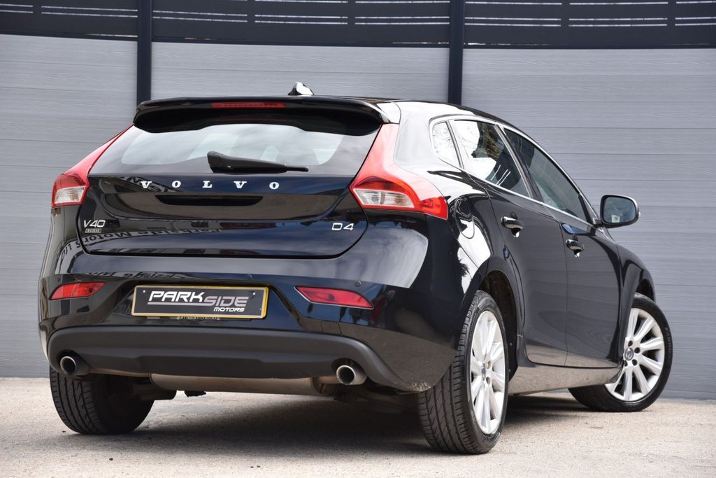 Volvo V40