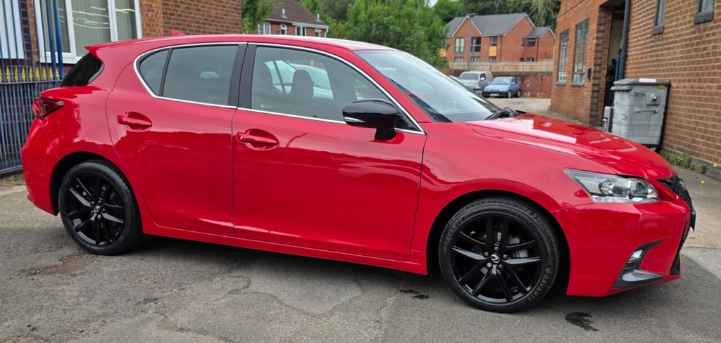 Lexus CT 200h
