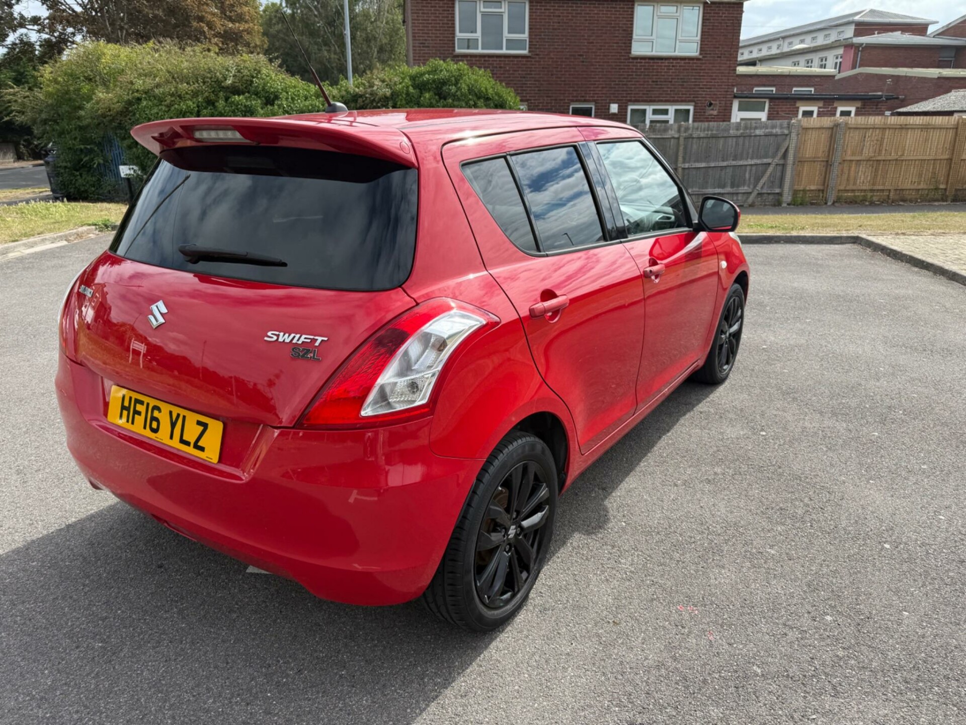 Suzuki Swift