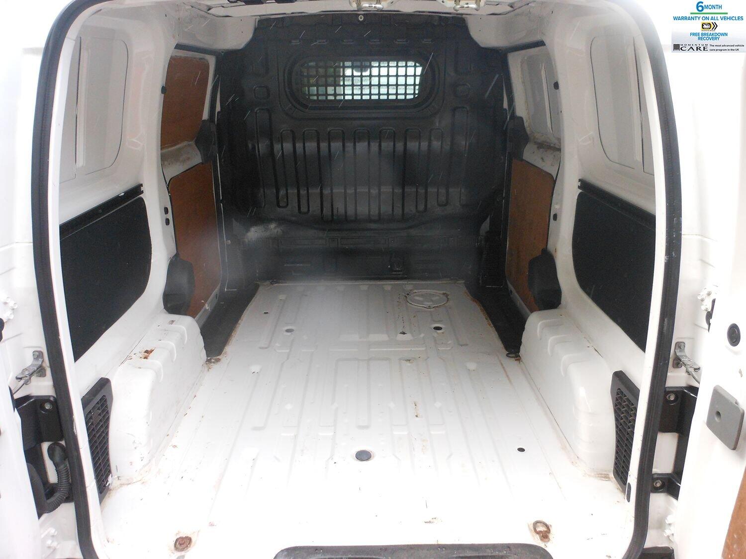 Nissan eNV200