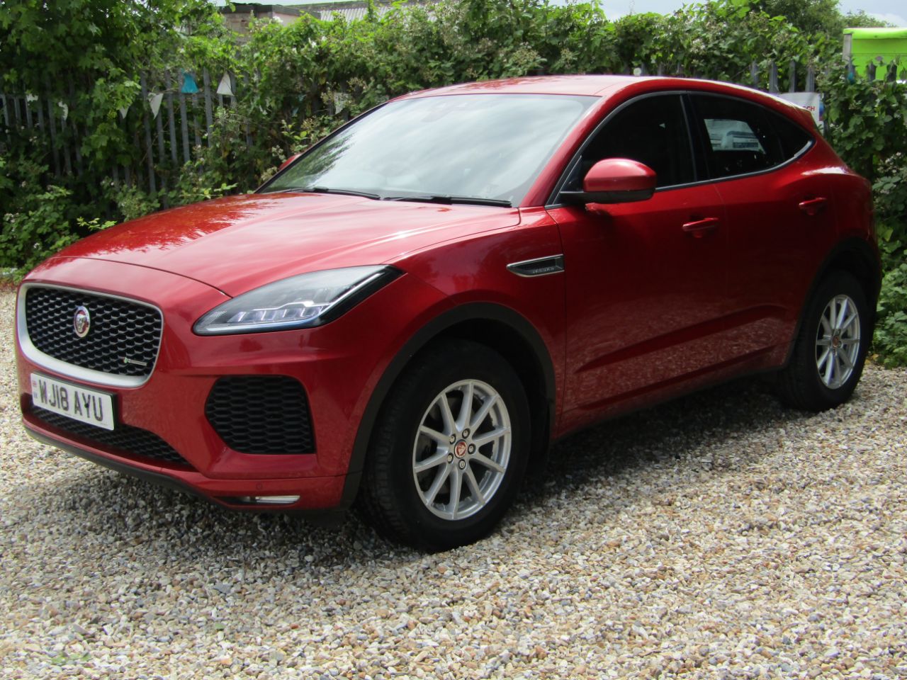 Jaguar E Pace