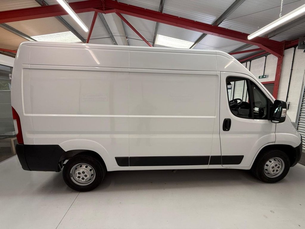 Vauxhall Movano
