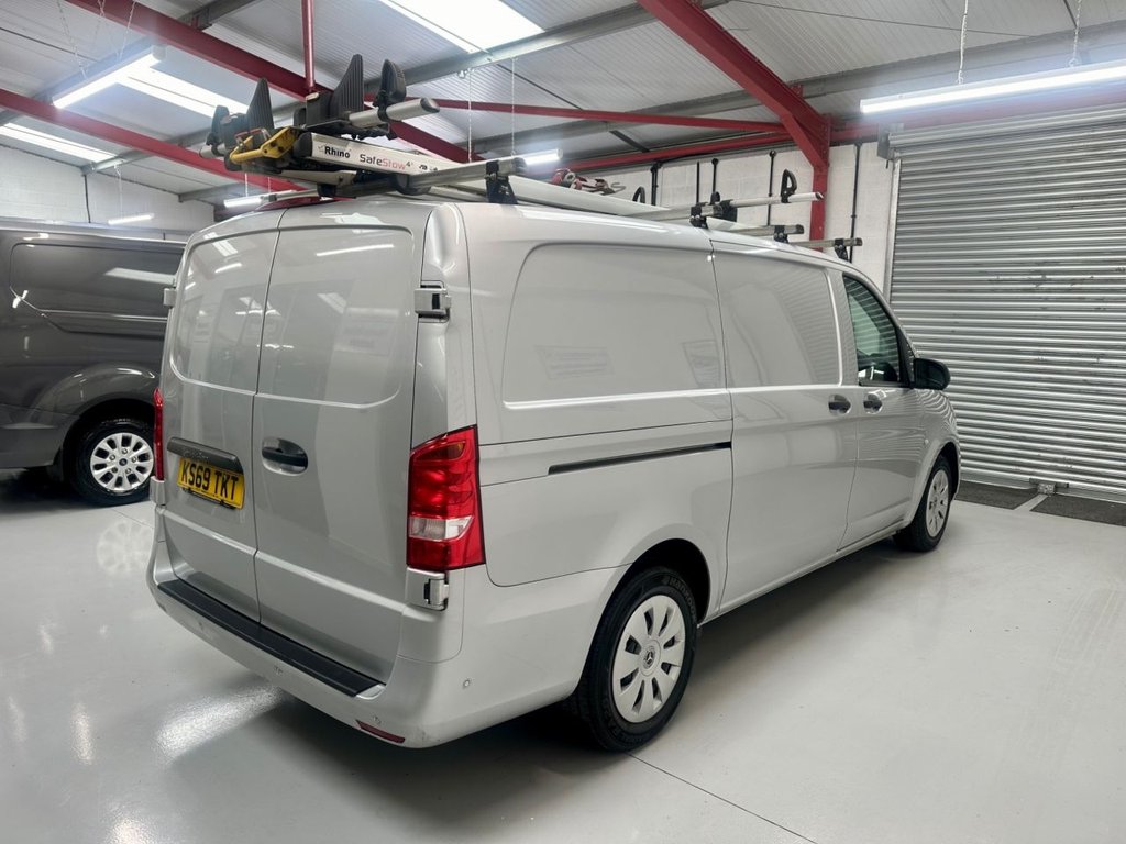 Mercedes Benz Vito
