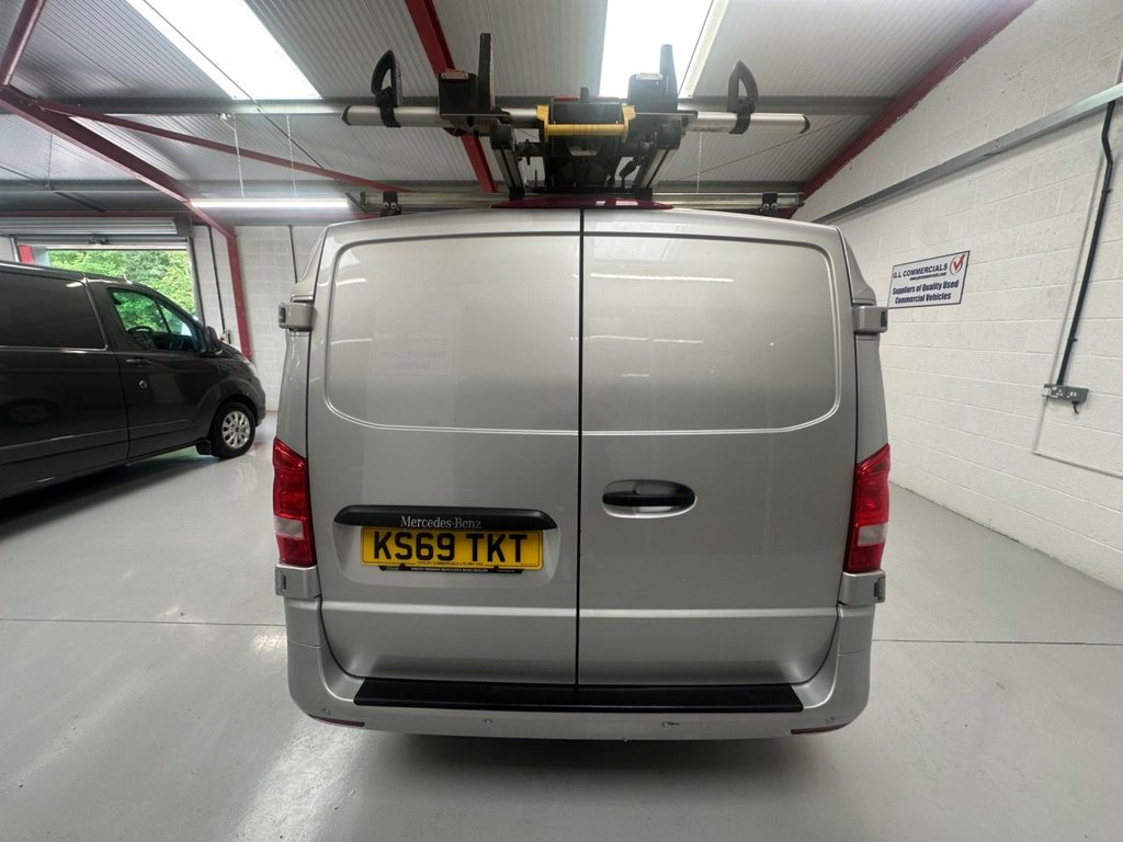 Mercedes Benz Vito