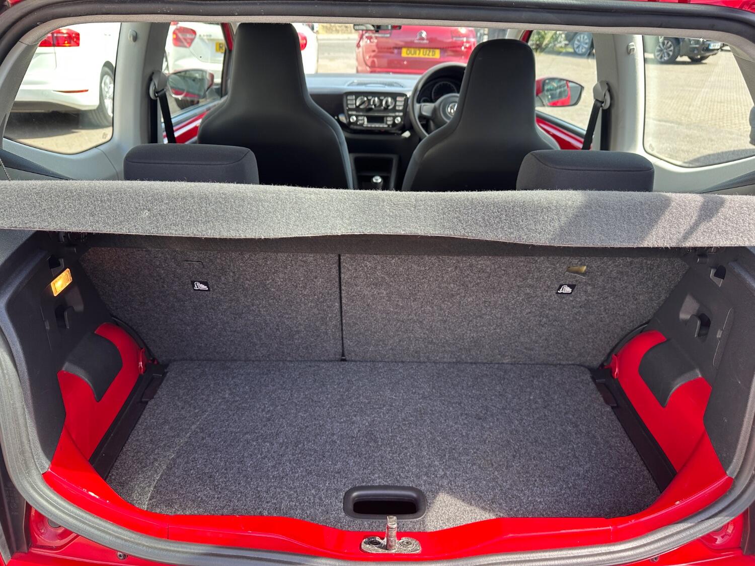 Volkswagen UP
