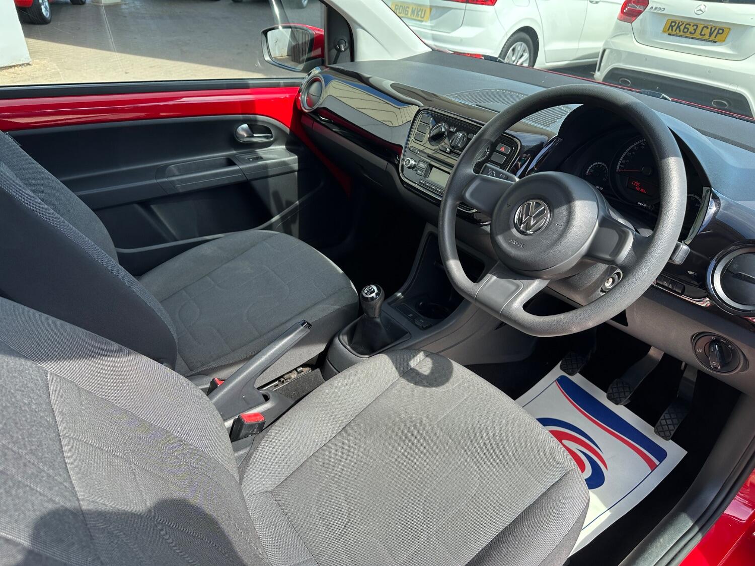Volkswagen UP