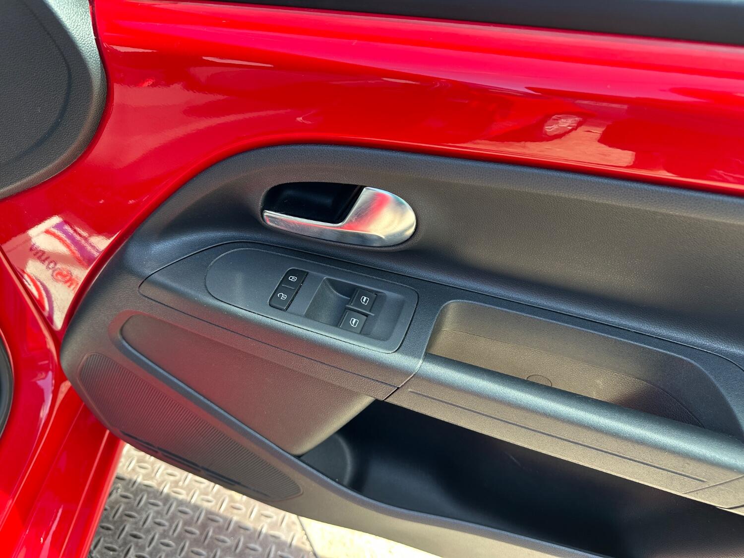 Volkswagen UP
