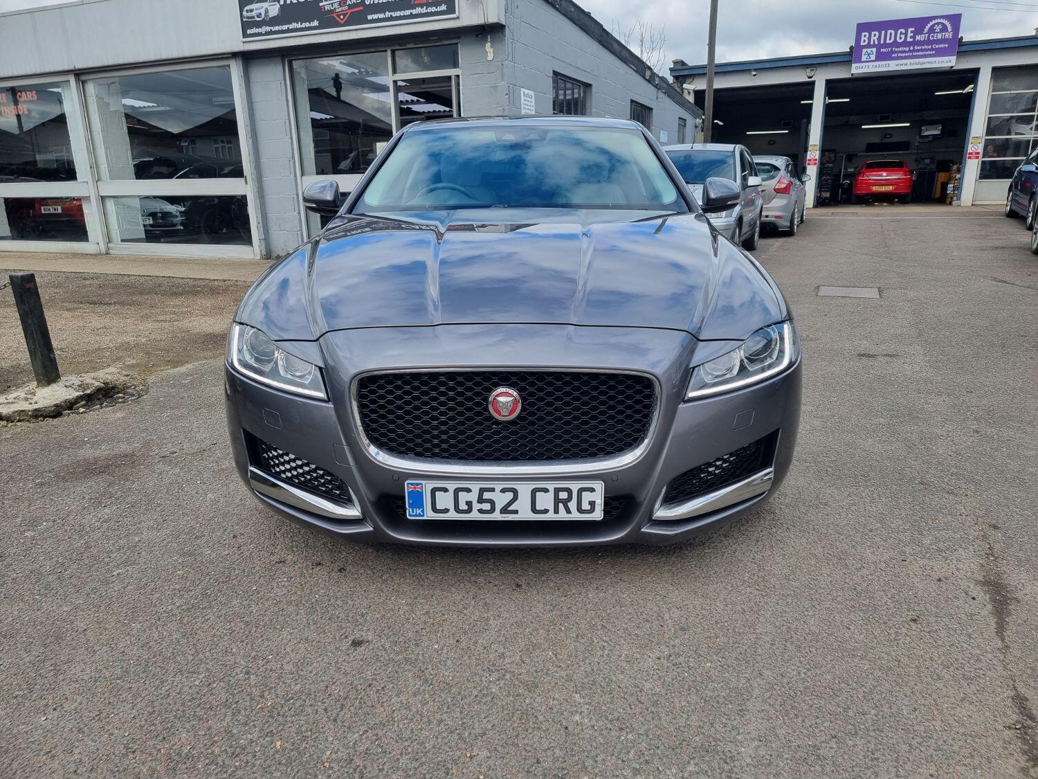 Jaguar XF