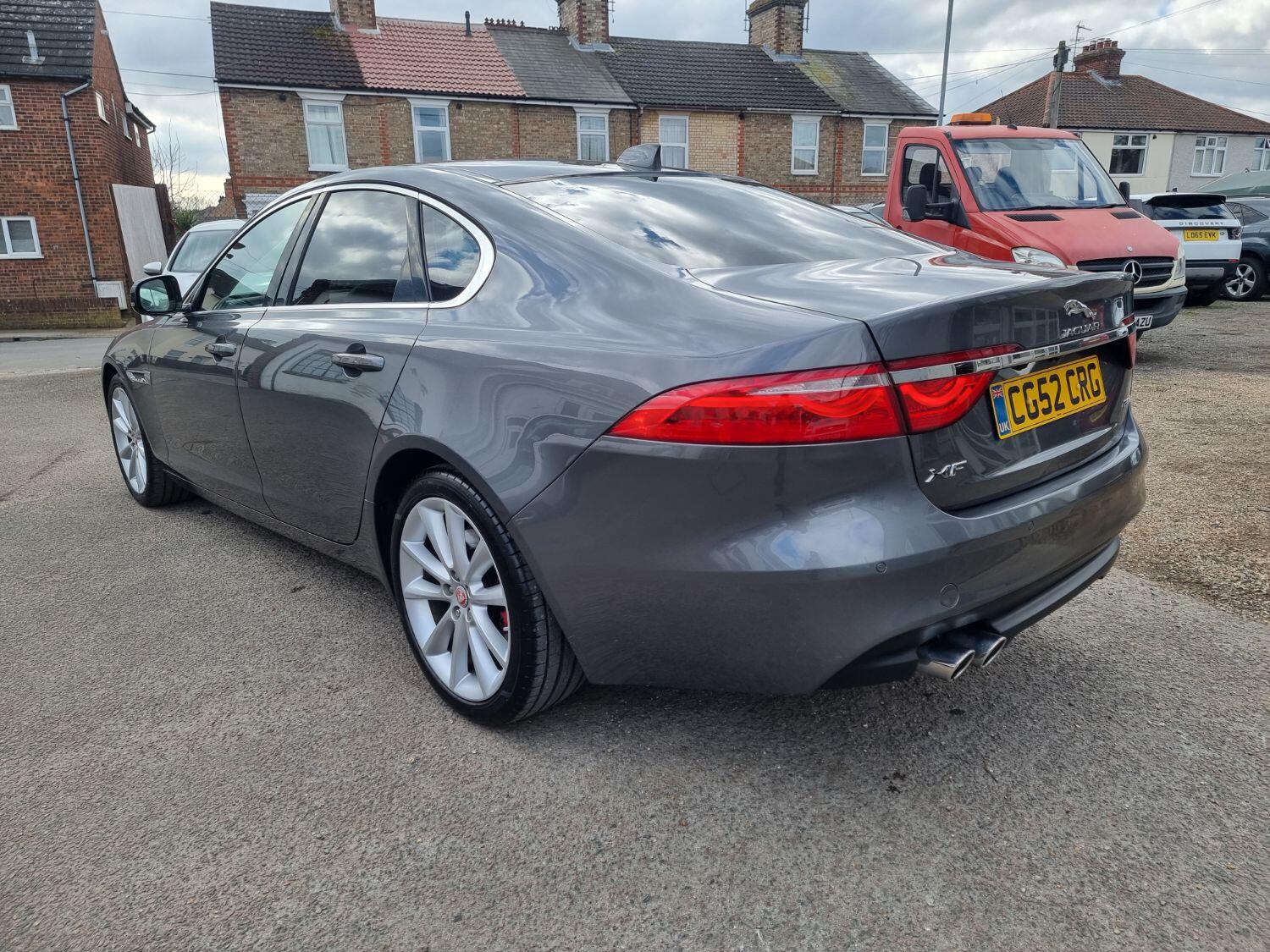 Jaguar XF