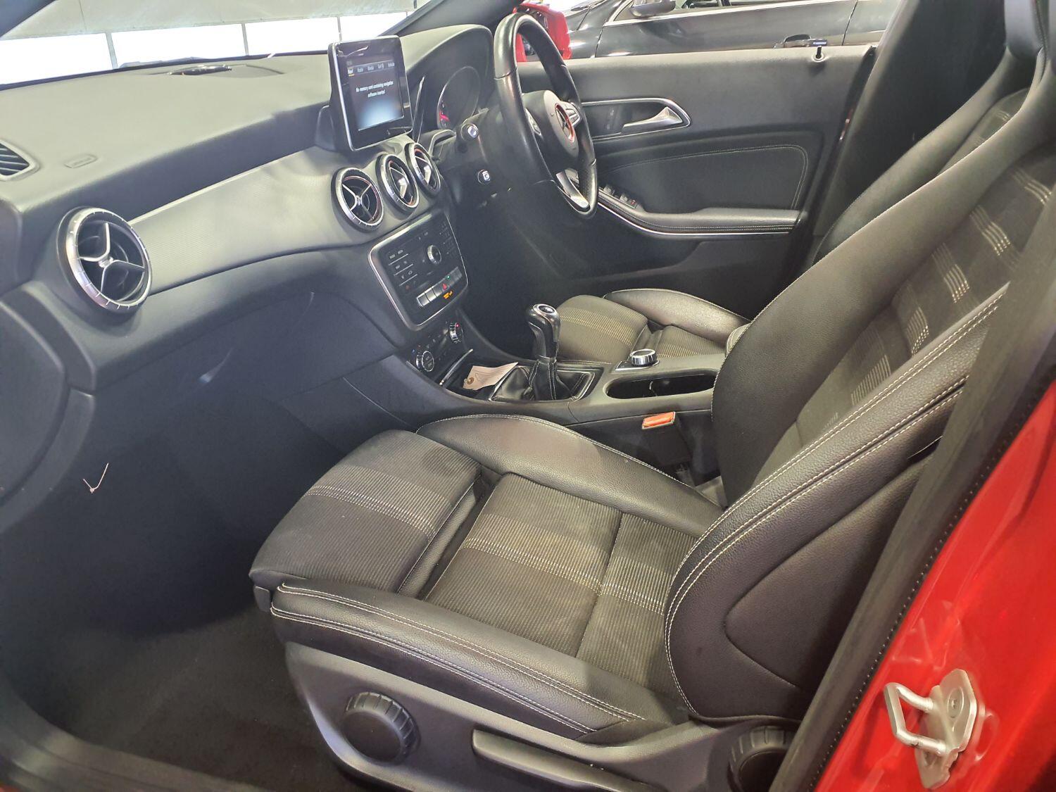 Mercedes Benz CLA