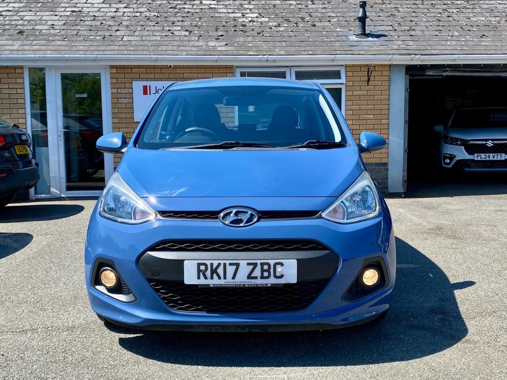 Hyundai i10