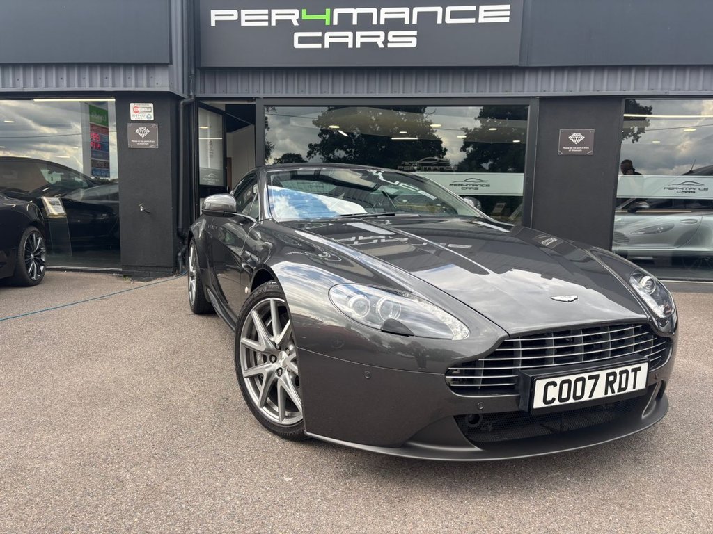 Aston Martin Vantage