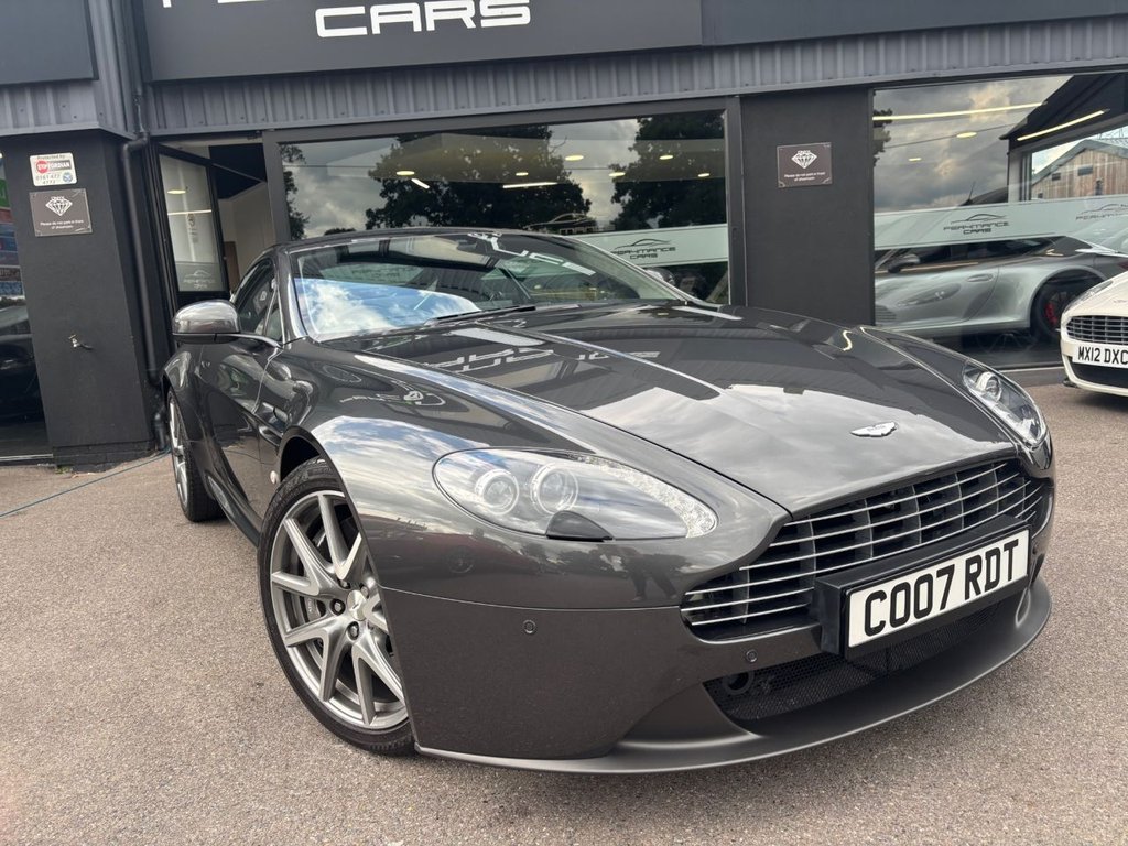 Aston Martin Vantage