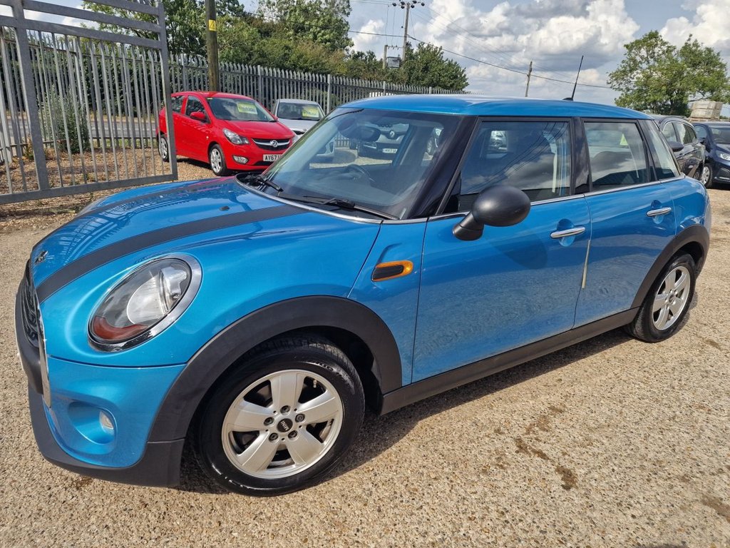 MINI Hatch