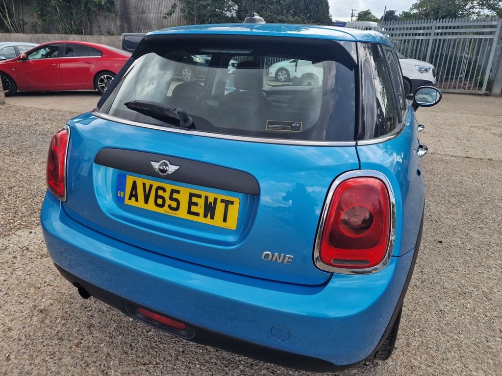 MINI Hatch