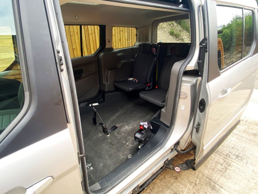 Ford Tourneo