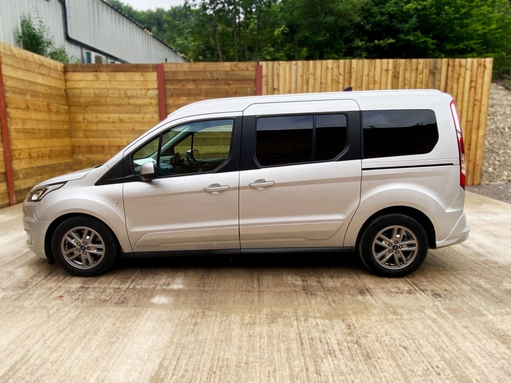 Ford Tourneo