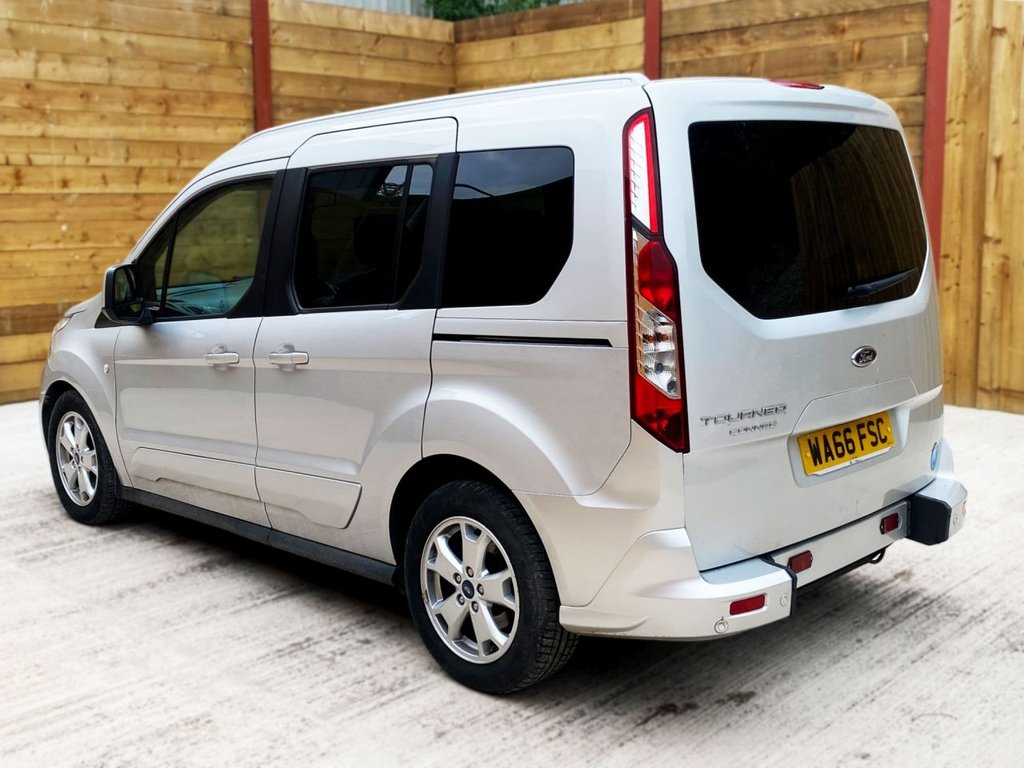 Ford Tourneo