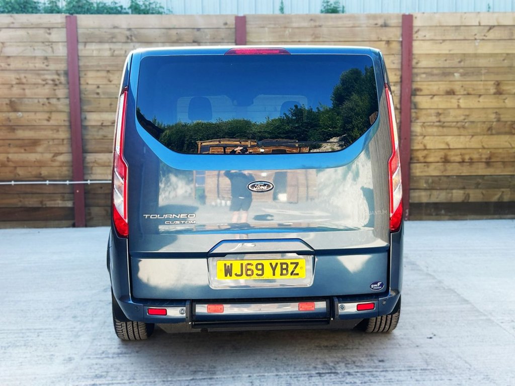 Ford Tourneo