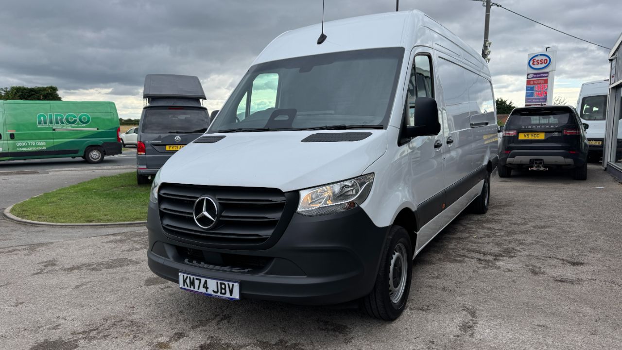 Mercedes Benz Sprinter