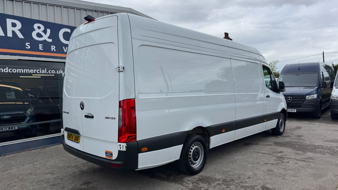 Mercedes Benz Sprinter