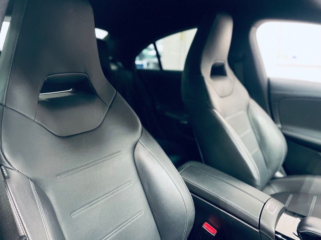 Mercedes Benz CLA