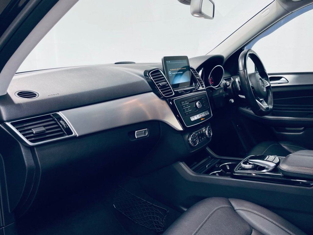 Mercedes Benz GLE-CLASS