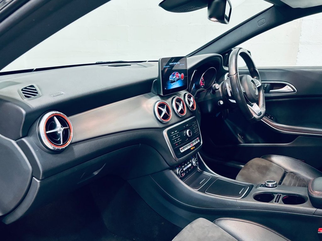 Mercedes Benz CLA