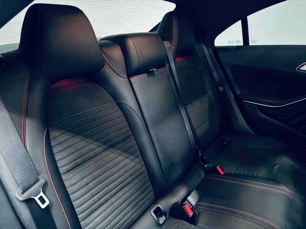 Mercedes Benz CLA