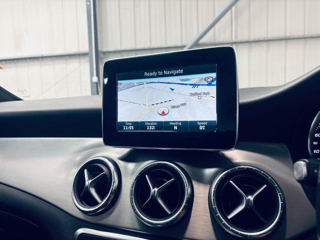 Mercedes Benz CLA