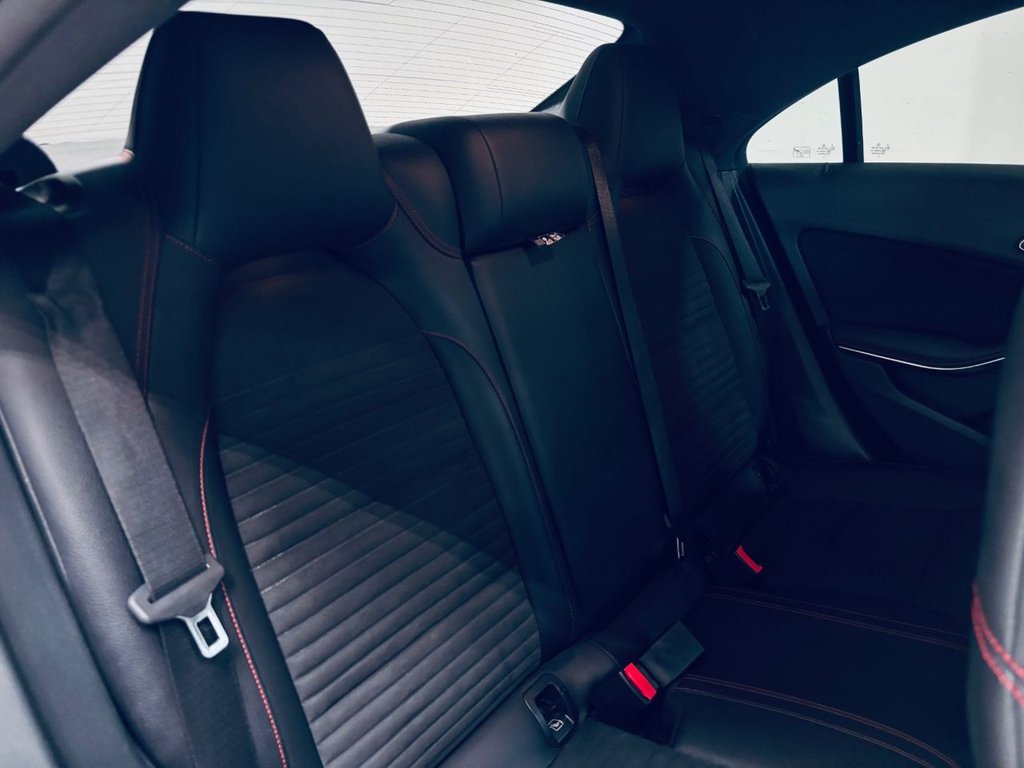 Mercedes Benz CLA