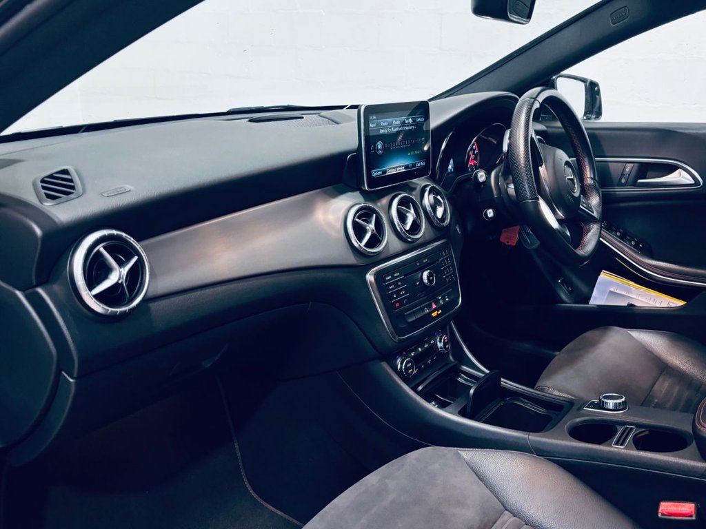 Mercedes Benz CLA