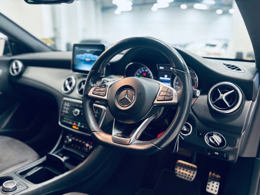 Mercedes Benz CLA