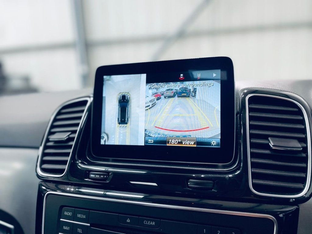 Mercedes Benz GLE-CLASS