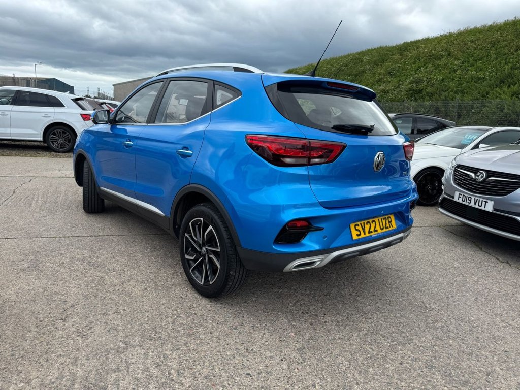 MG ZS