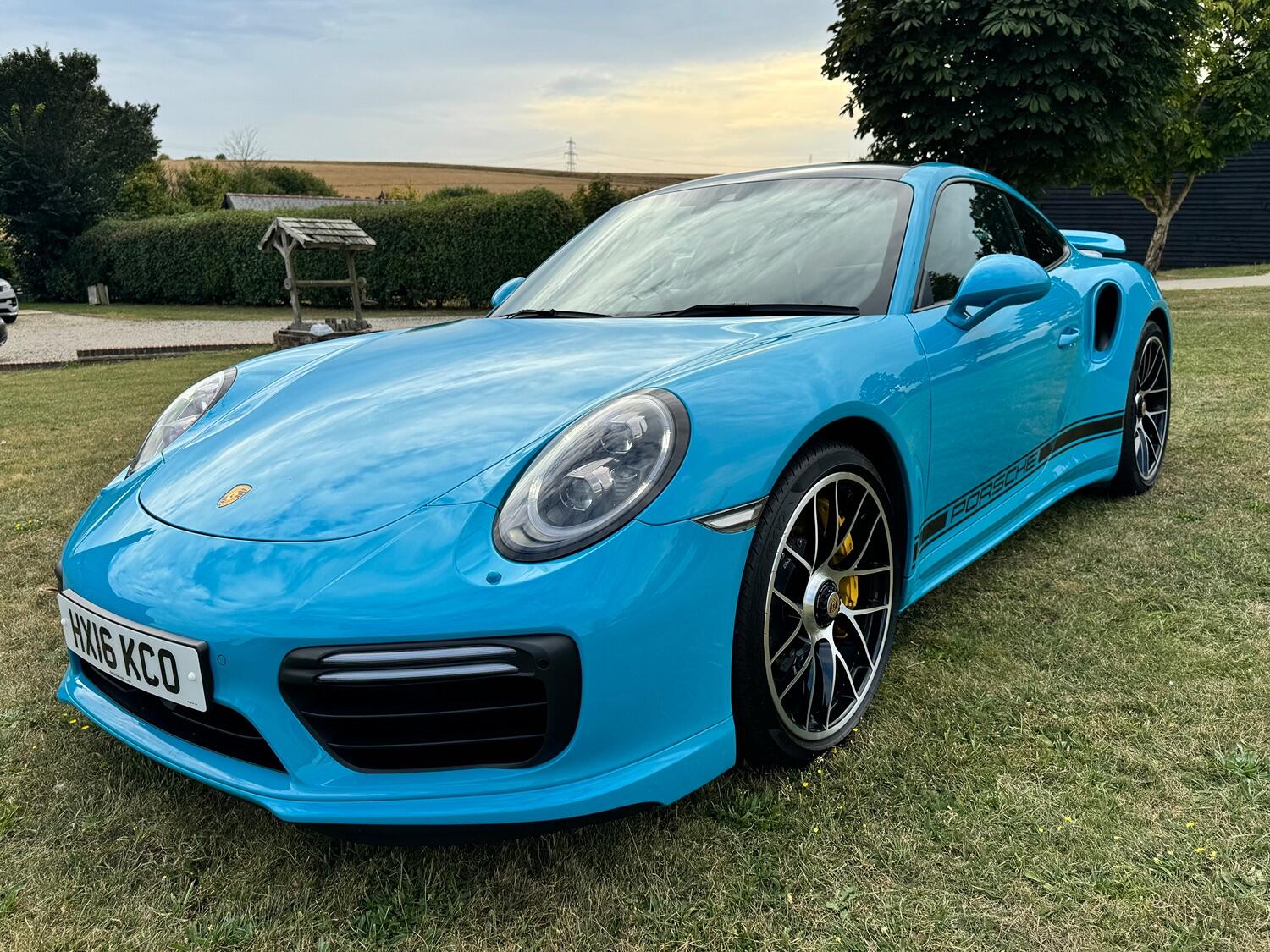Porsche 911