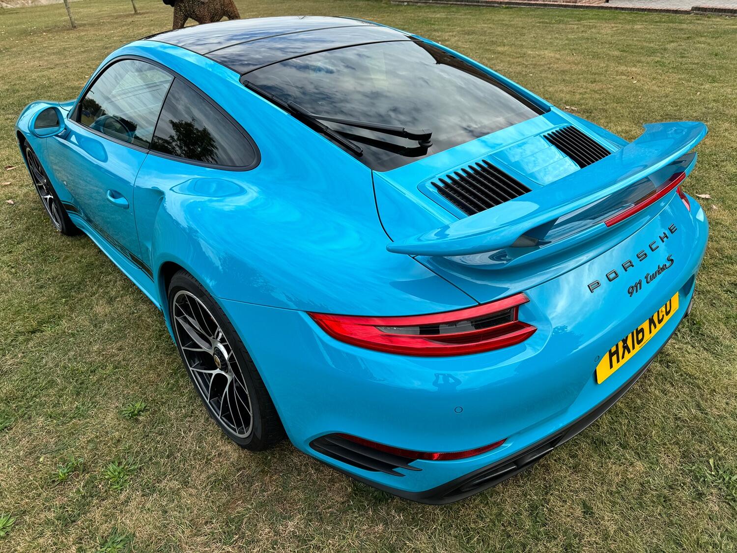 Porsche 911