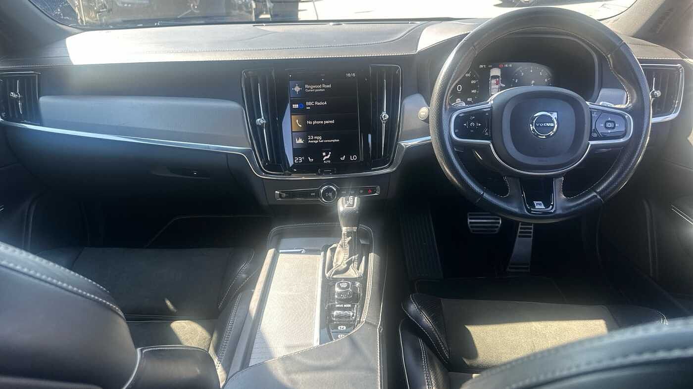 Volvo V90