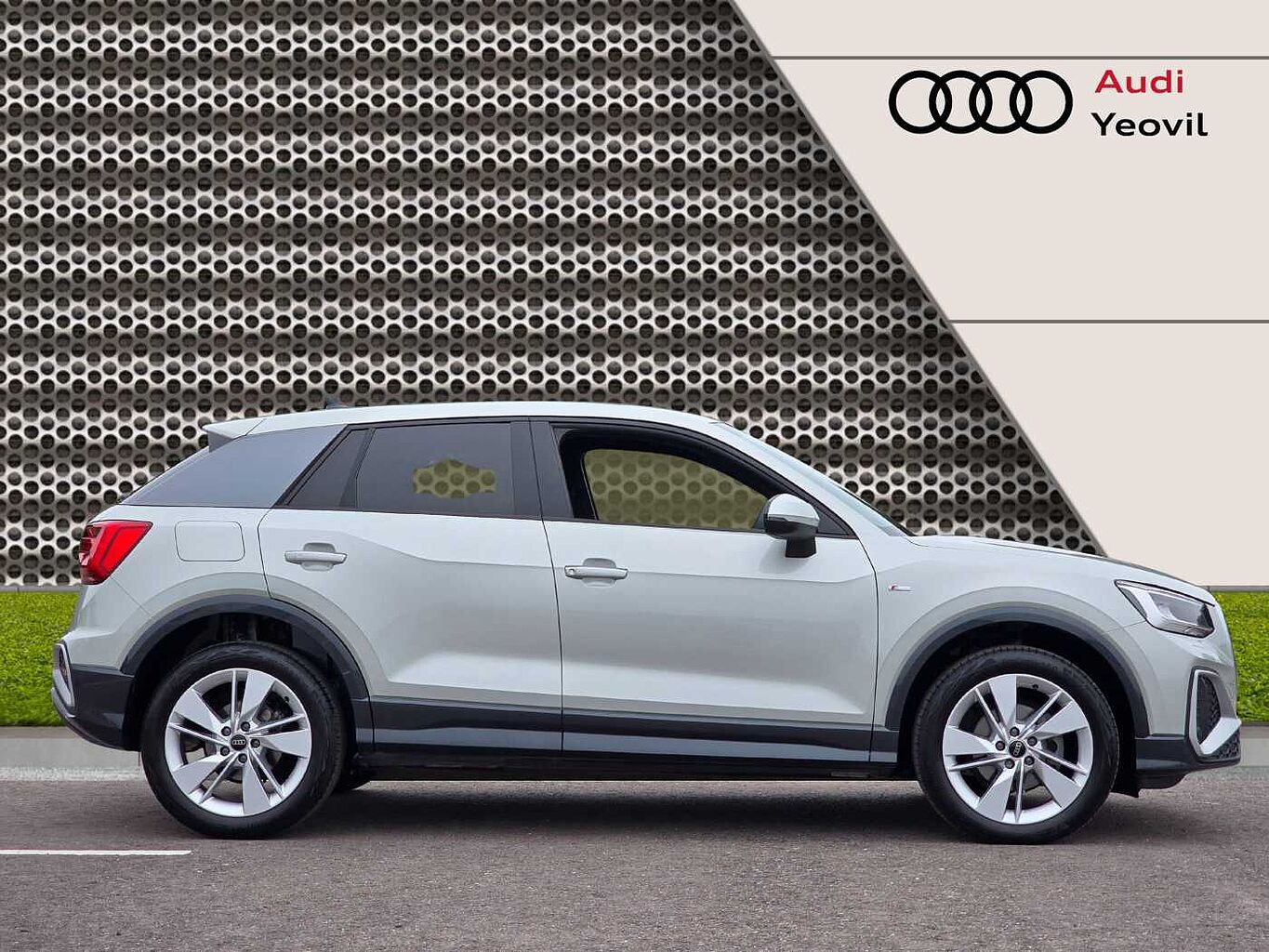 Audi Q2