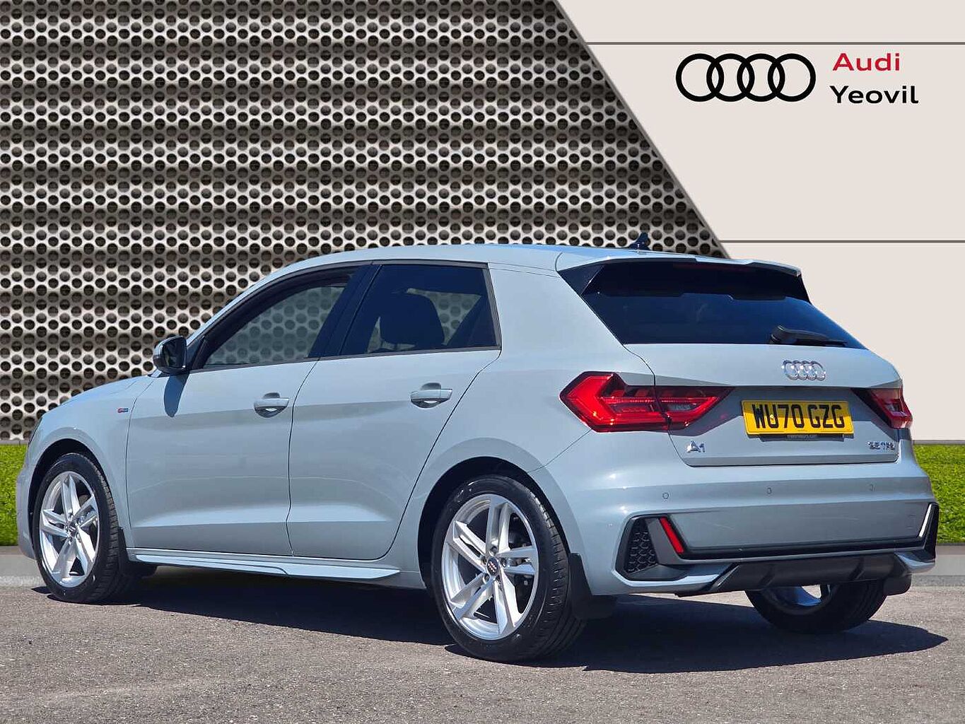 Audi A1