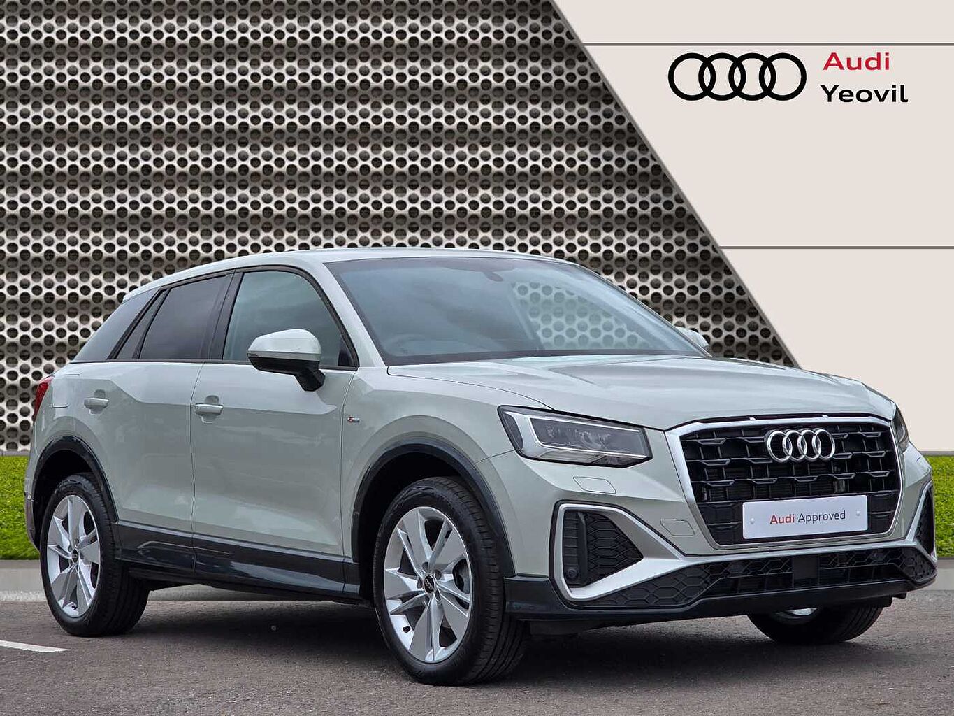 Audi Q2